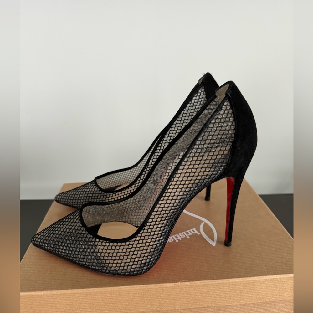 Christian Louboutin Fishnet Suede Follies Resille 100 Pumps - 38.5